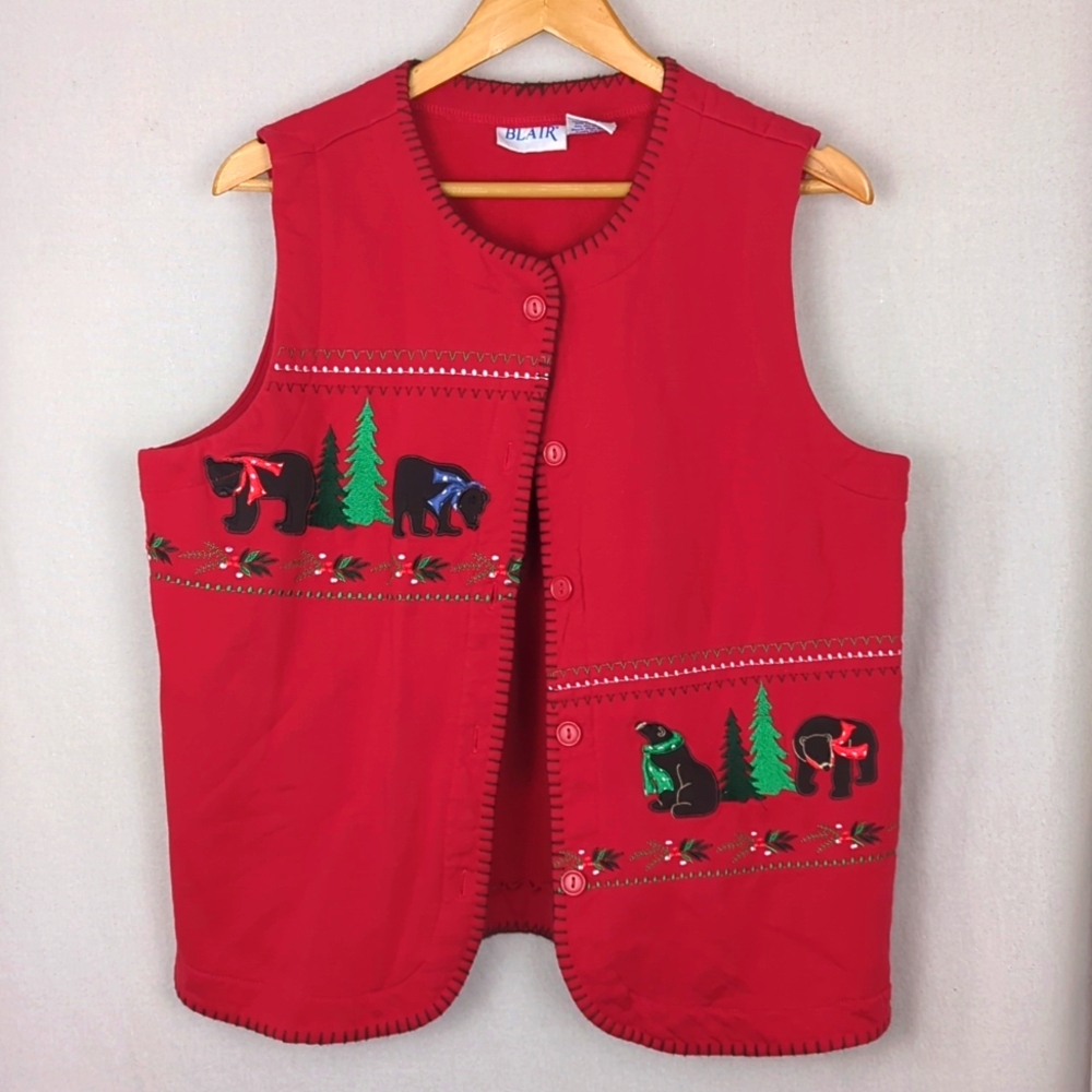 BLAIR Women's Red Country Cabin Embroidered Bear Vest